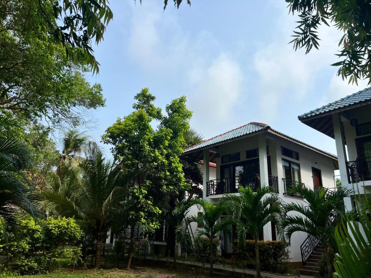 Gatetrees Resort Jaffna Exterior photo